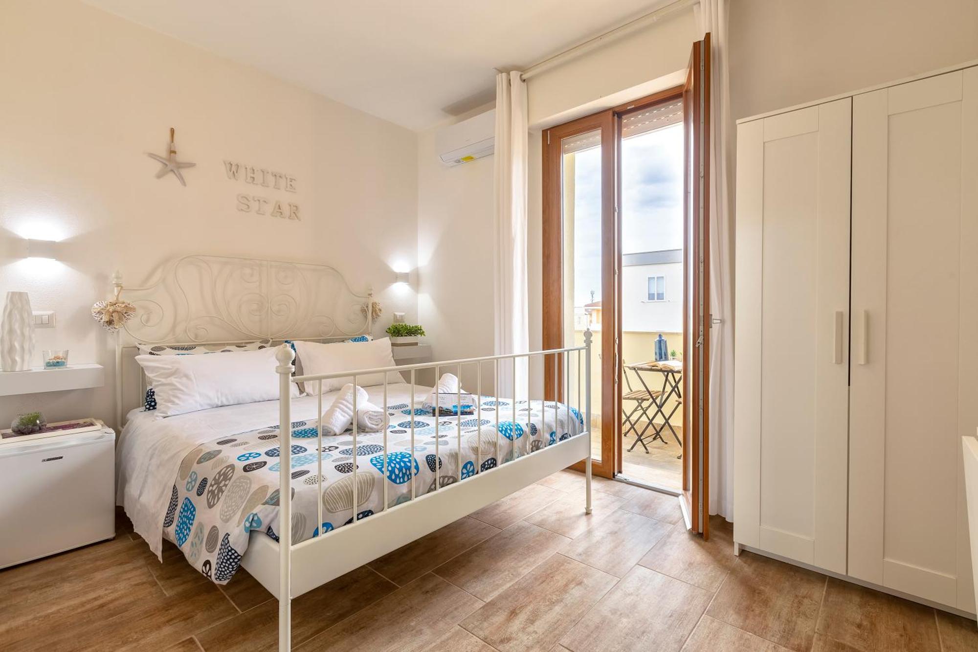 White Star Rooms Alghero Exteriör bild